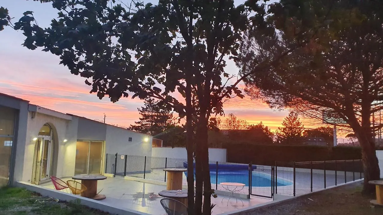 Greet Hotel Castres Saix Saix  3*, Saix (Tarn)