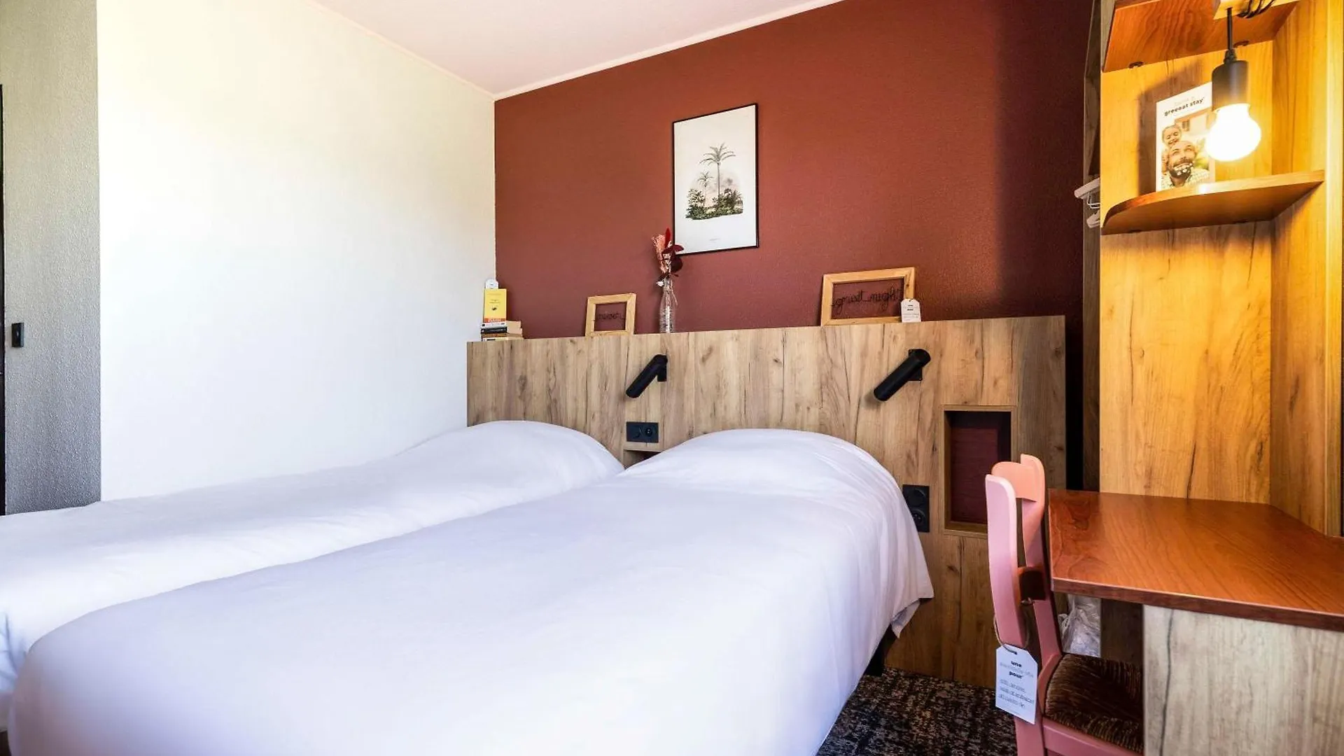 Greet Hotel Castres Saix Saix  3*, Saix (Tarn)